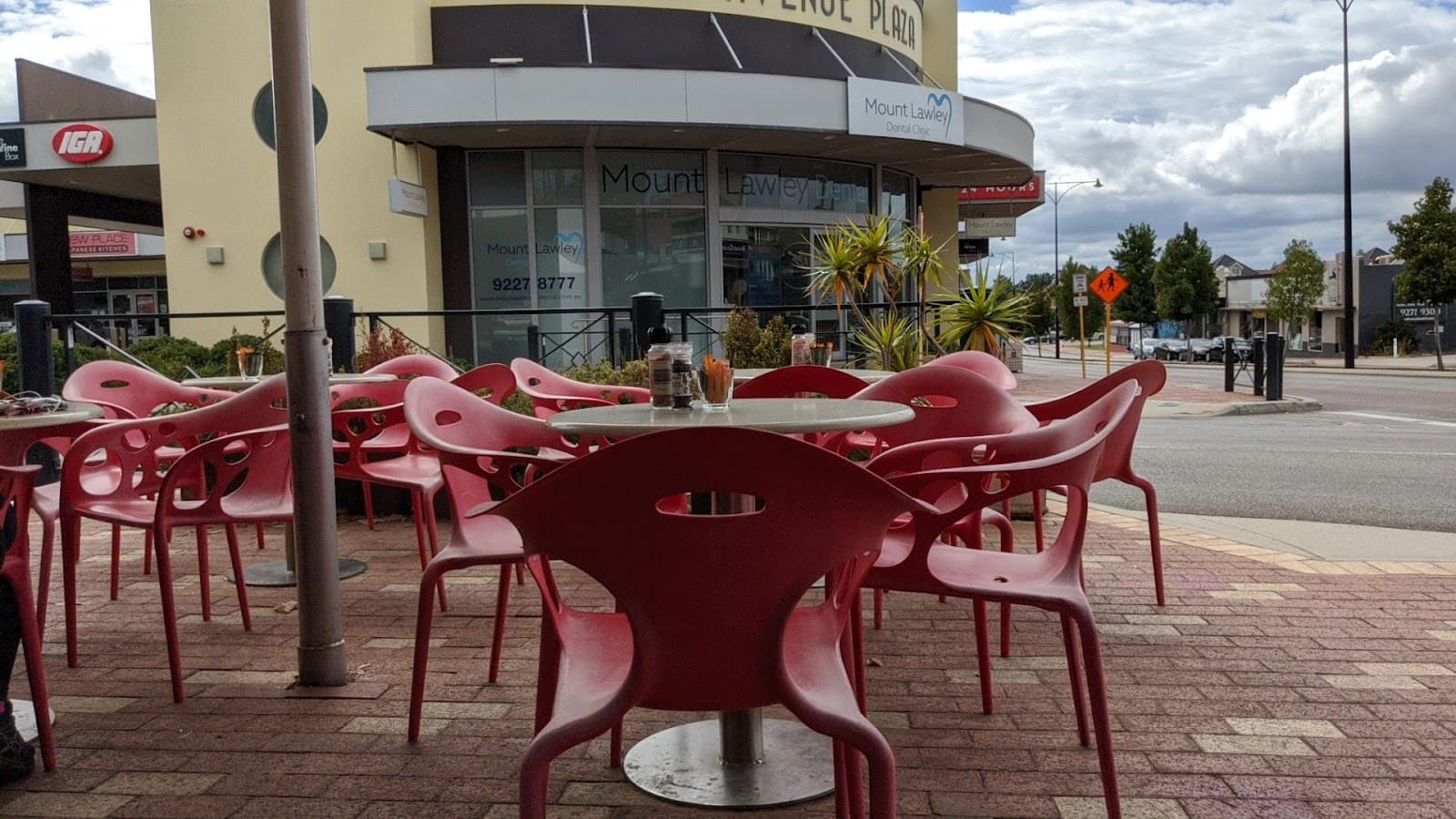 Secondeli Cafe — Mount Lawley, Perth