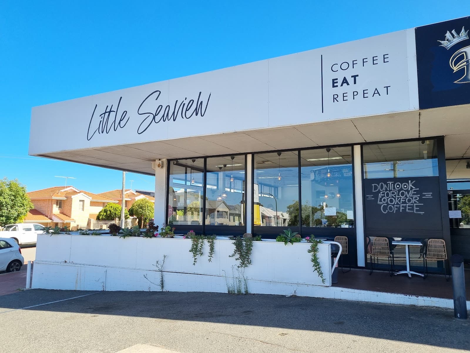 Little Seaview Cafe — Scarborough, Perth