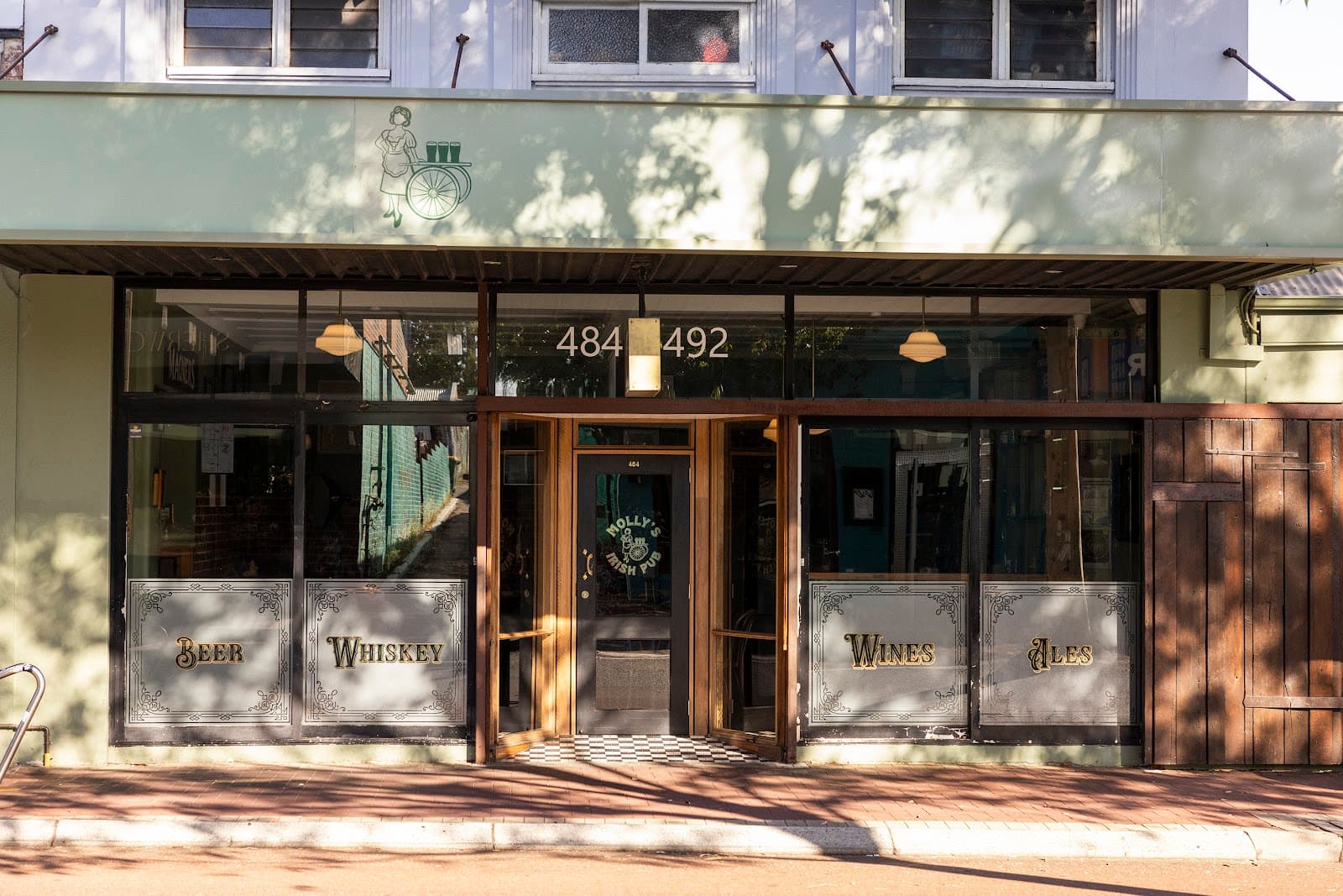Molly's Irish Pub Highgate — Mount Lawley, Perth