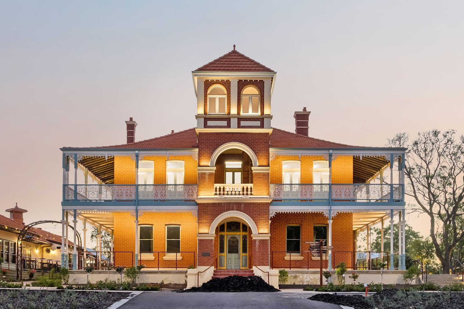Baillie Hill — Victoria Park, Perth