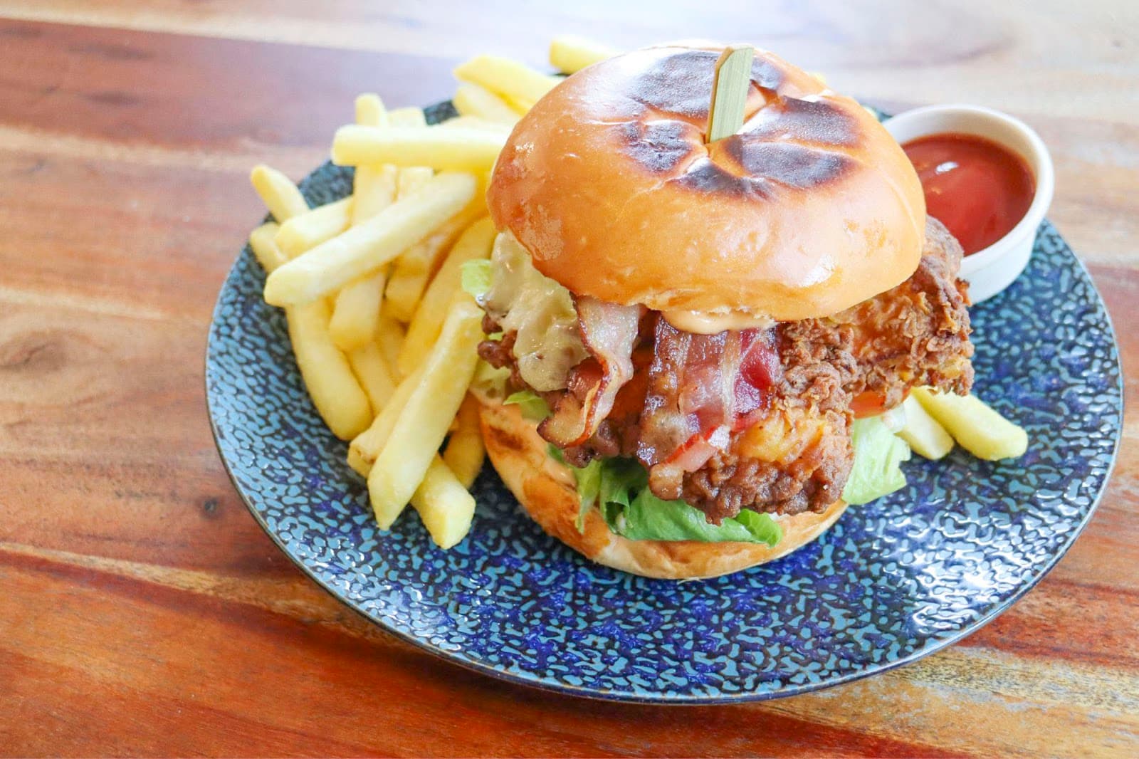 Albion Hotel — Cottesloe, Perth