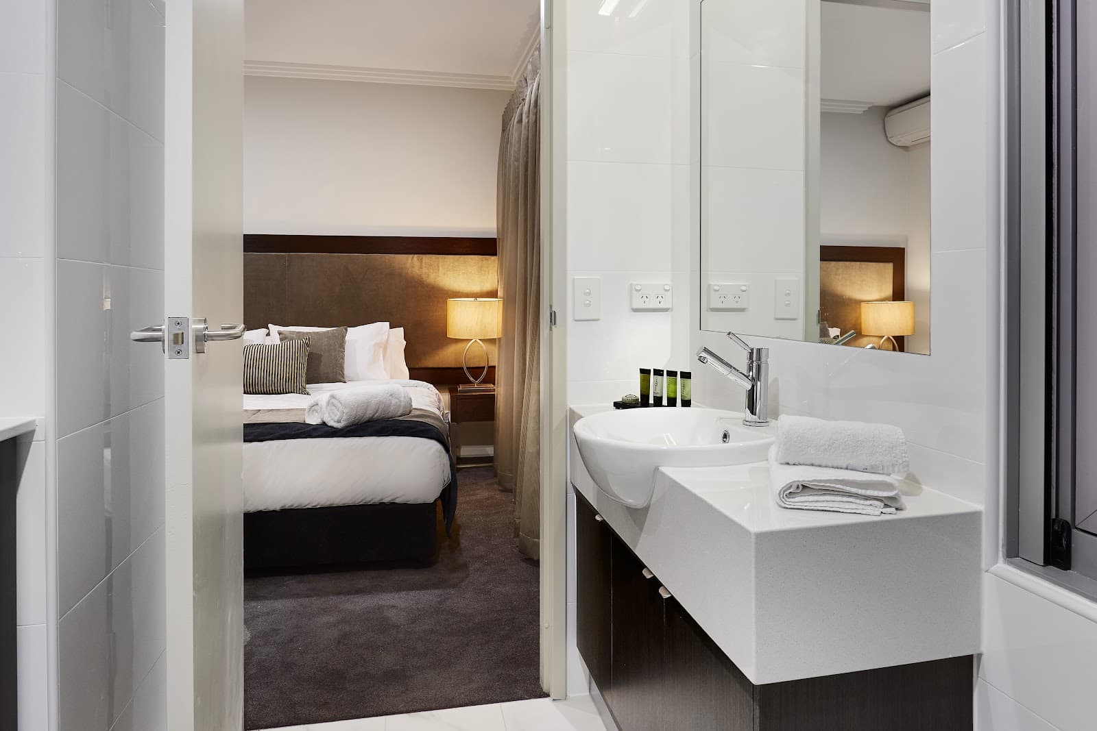Attika Hotel — Northbridge, Perth