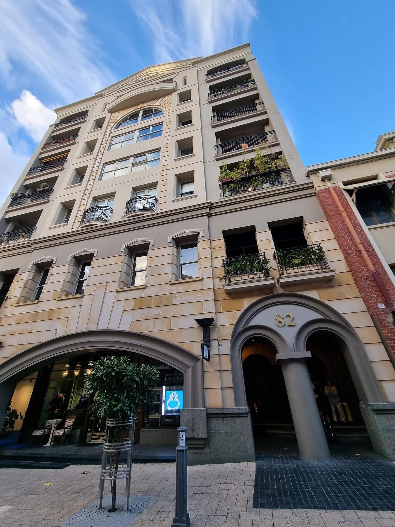 New York On King — Northbridge, Perth
