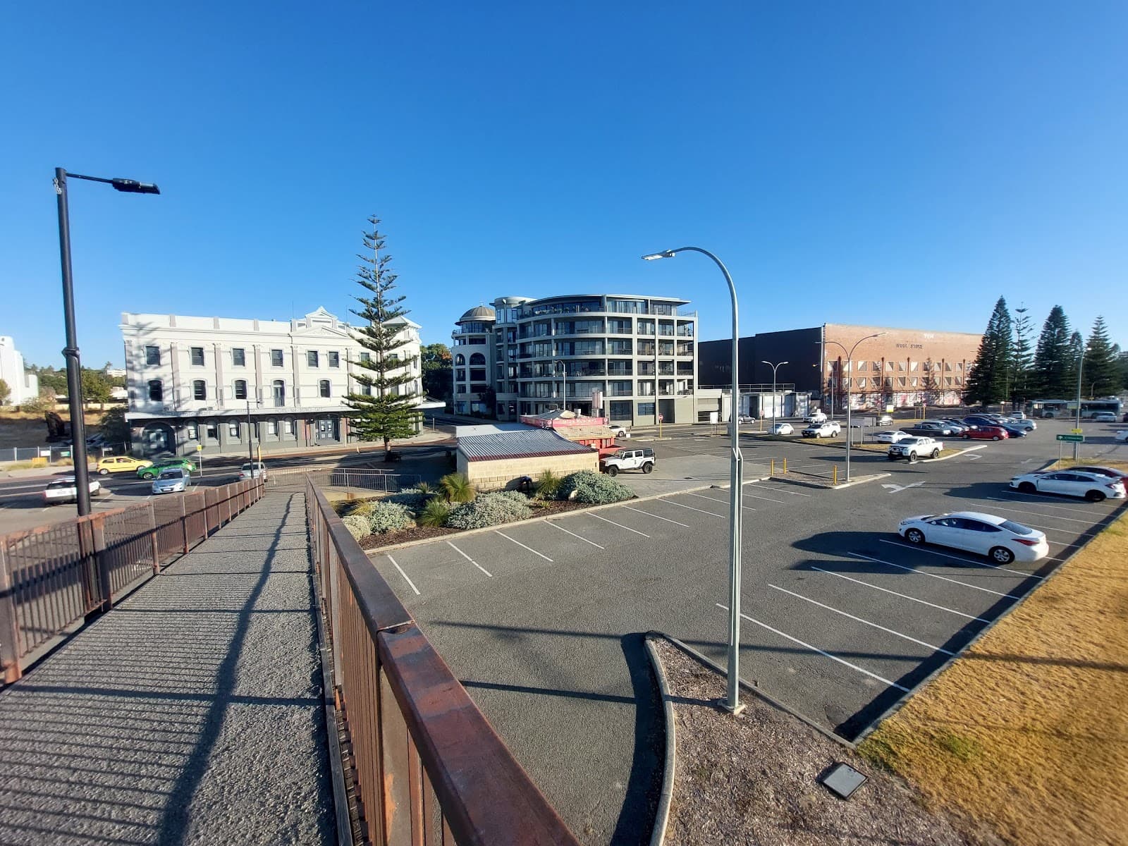 Australia Hotel — Cottesloe, Perth