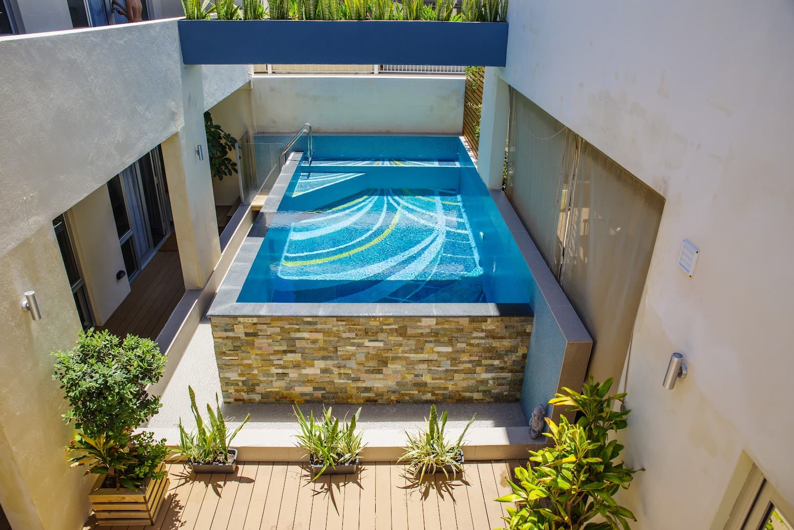 Maand Up Accommodation — Cottesloe, Perth