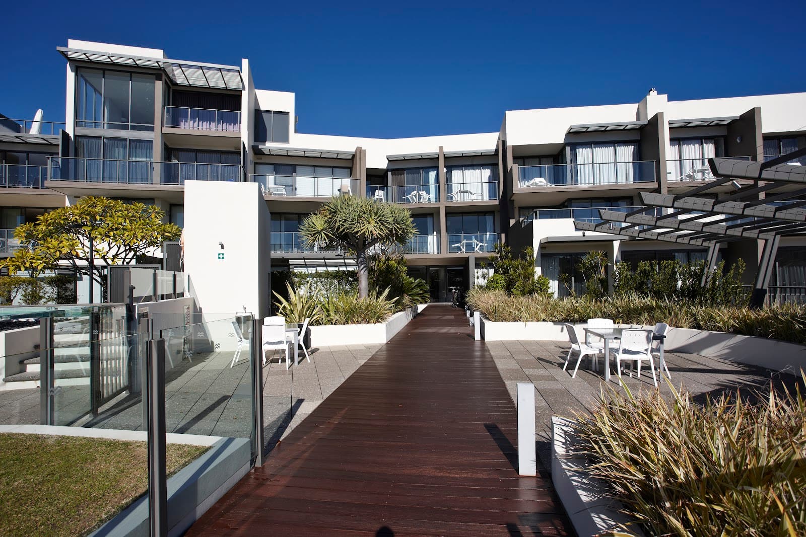 East Perth Suites Hotel — Burswood, Perth