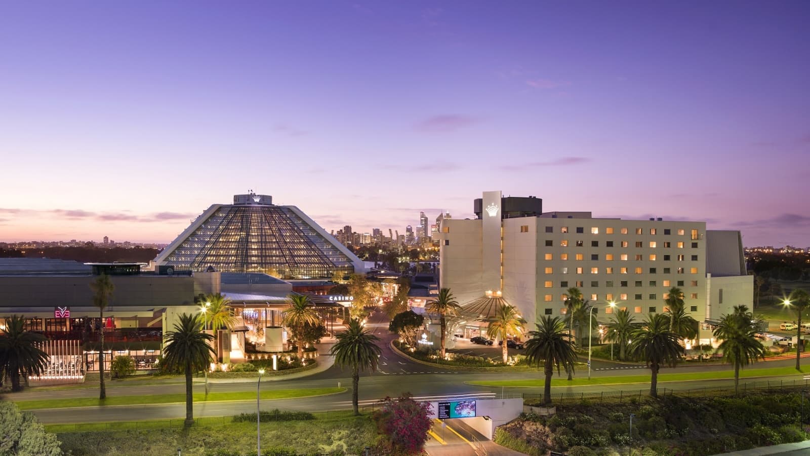 Crown Promenade Perth — Burswood, Perth