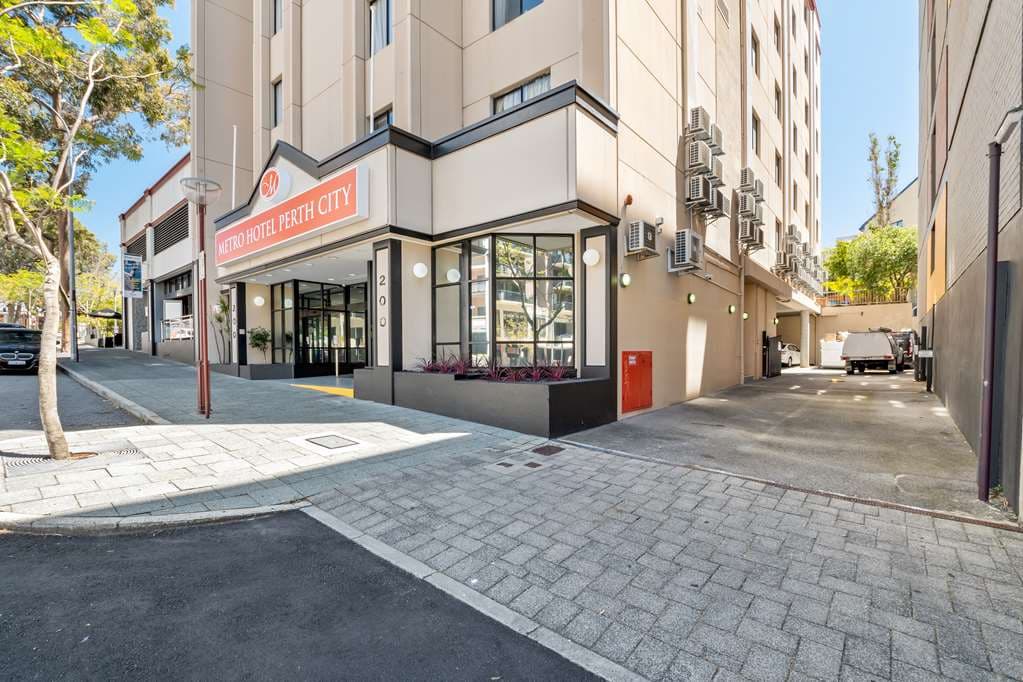 Metro Hotel Perth City — Victoria Park, Perth