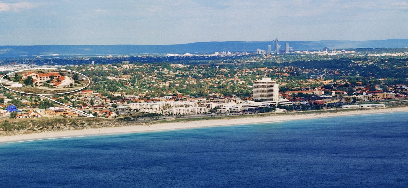 Scarborough & Absolutely Beachfront Accommodation — Scarborough, Perth