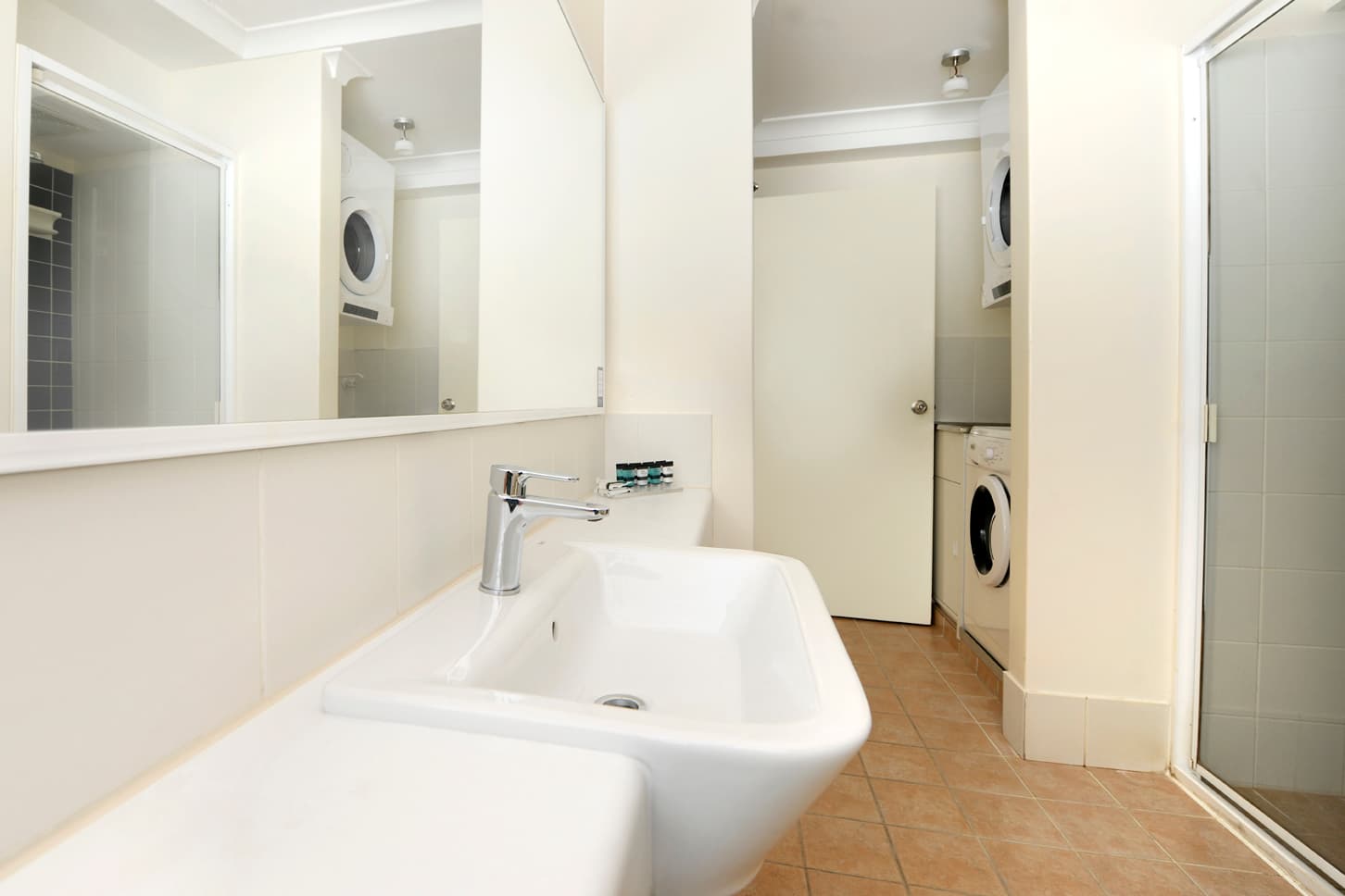Lodestar Waterside Apartment Hotels — South Perth, Perth