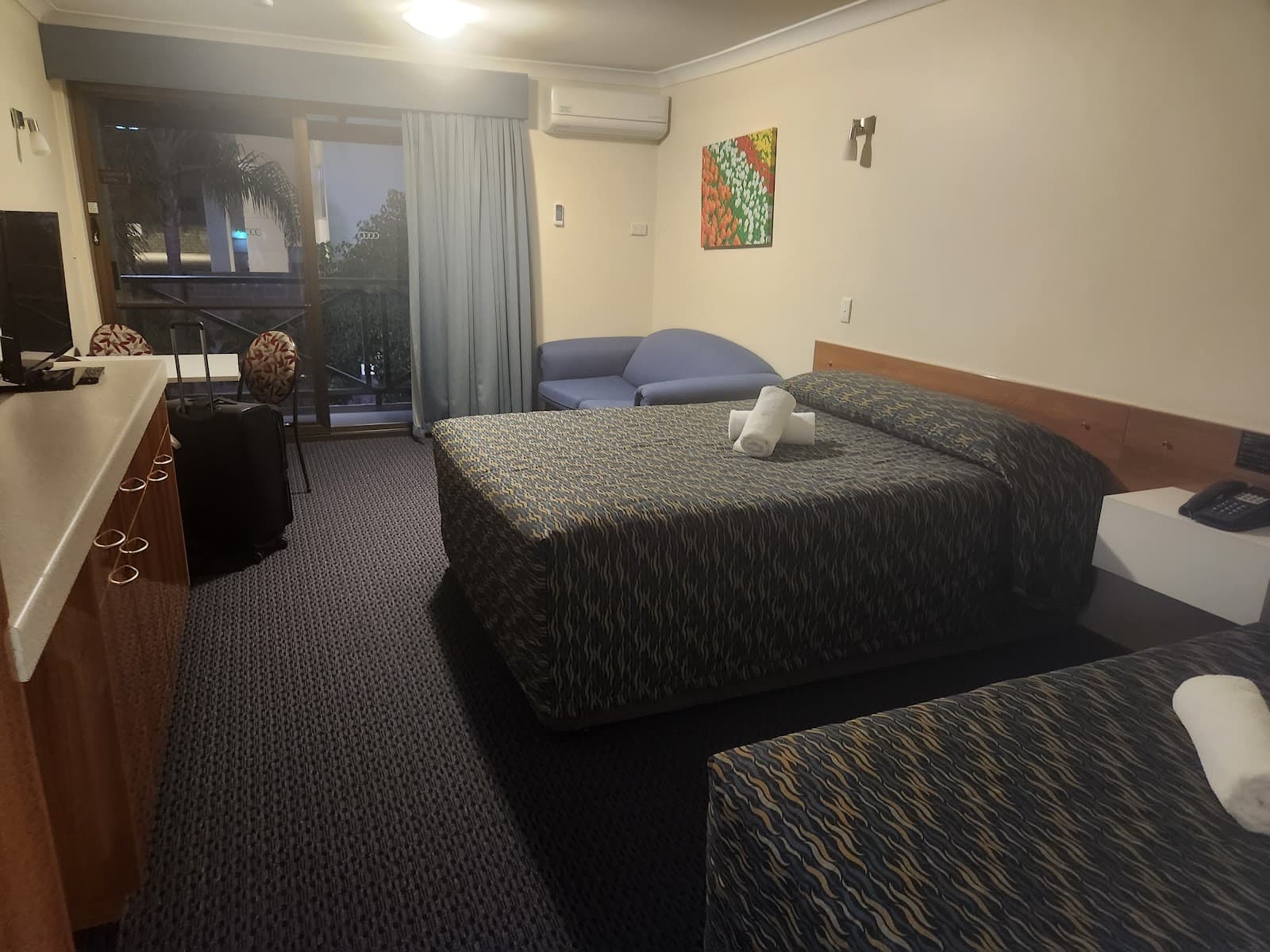 Windsor Lodge Como — South Perth, Perth