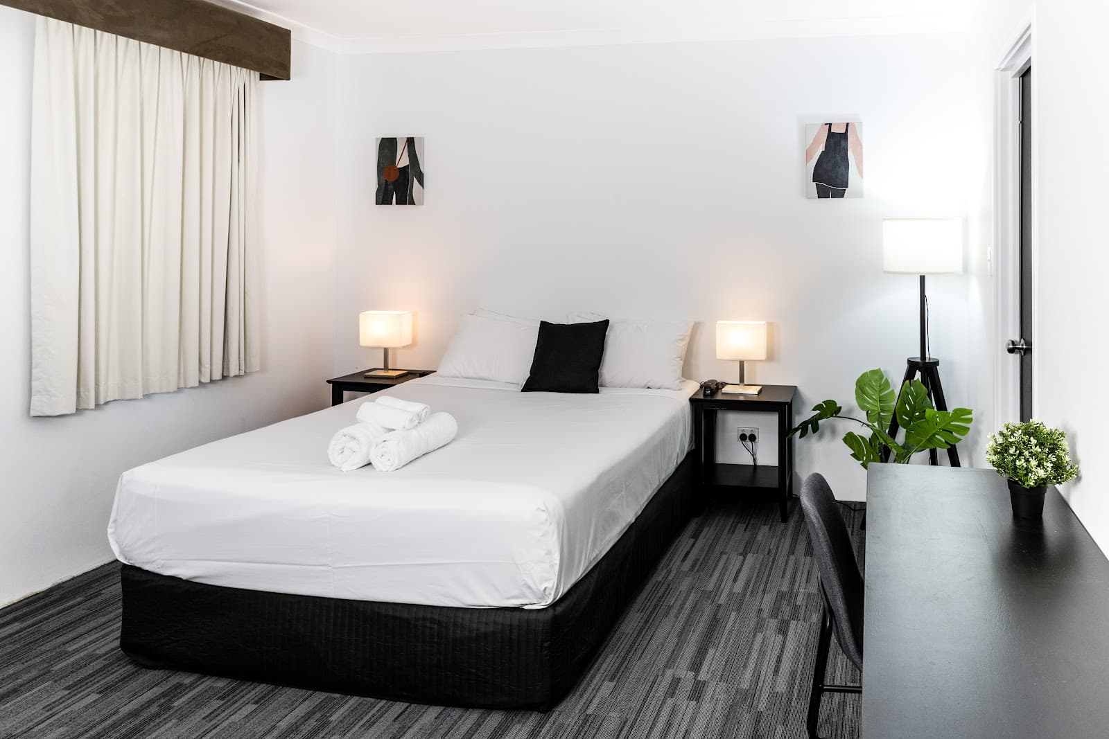 Joondalup City Hotel — Joondalup, Perth