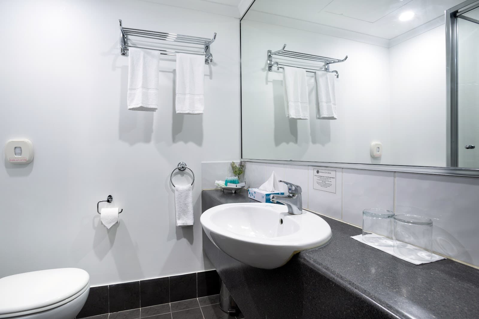 Joondalup City Hotel — Joondalup, Perth
