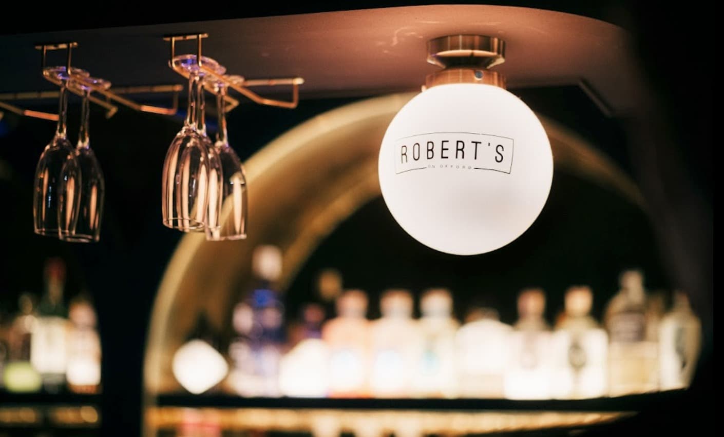Robert’s on Oxford