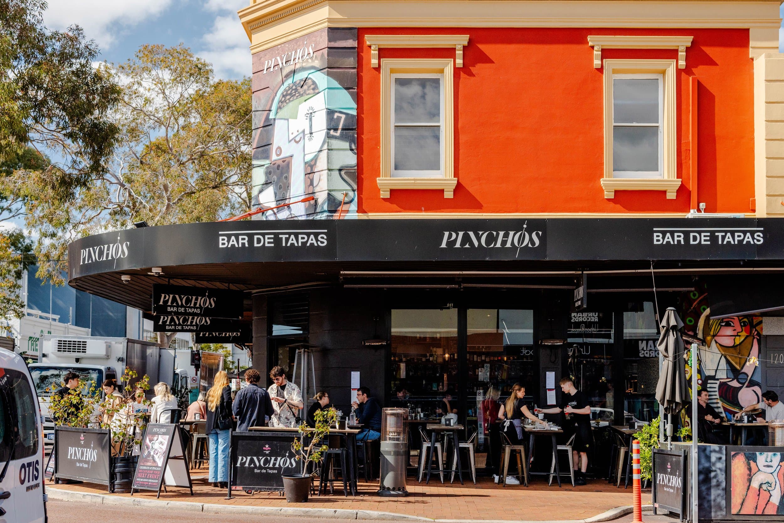 Pinchos Bar De Tapas